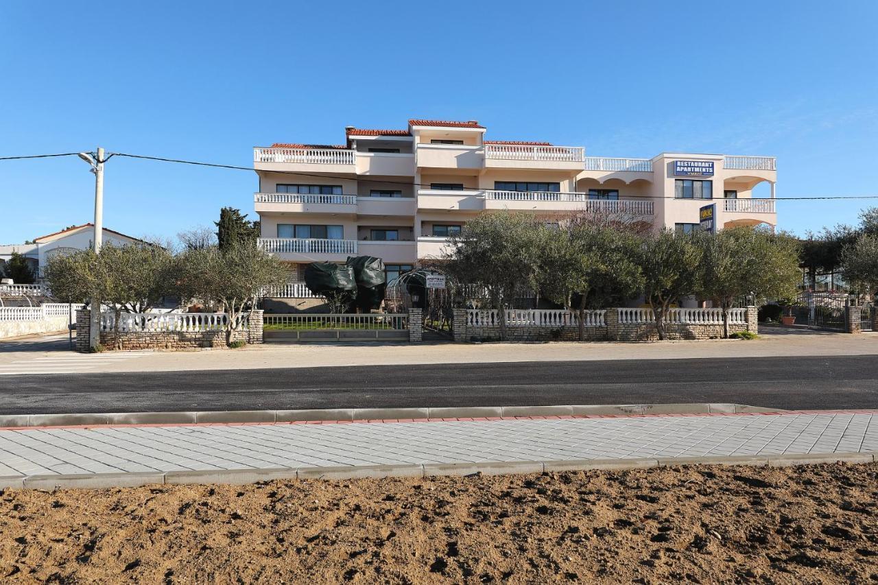 Villa Vukic Vrsi Exterior photo